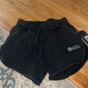 Alphalete Terry Relaxed Short Size Small